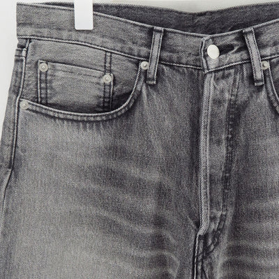 【Graphpaper/グラフペーパー】<br>Selvage Denim Five Pocket Tapered Pants <br>GU253-40058LB