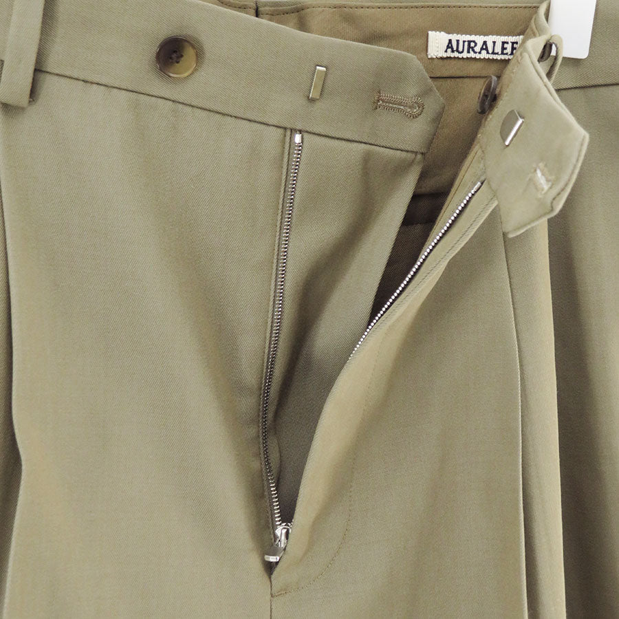 【AURALEE/オーラリー】<br>LIGHT WOOL MAX GABARDINE TWO-TUCK SLACKS <br>A25AP03MG