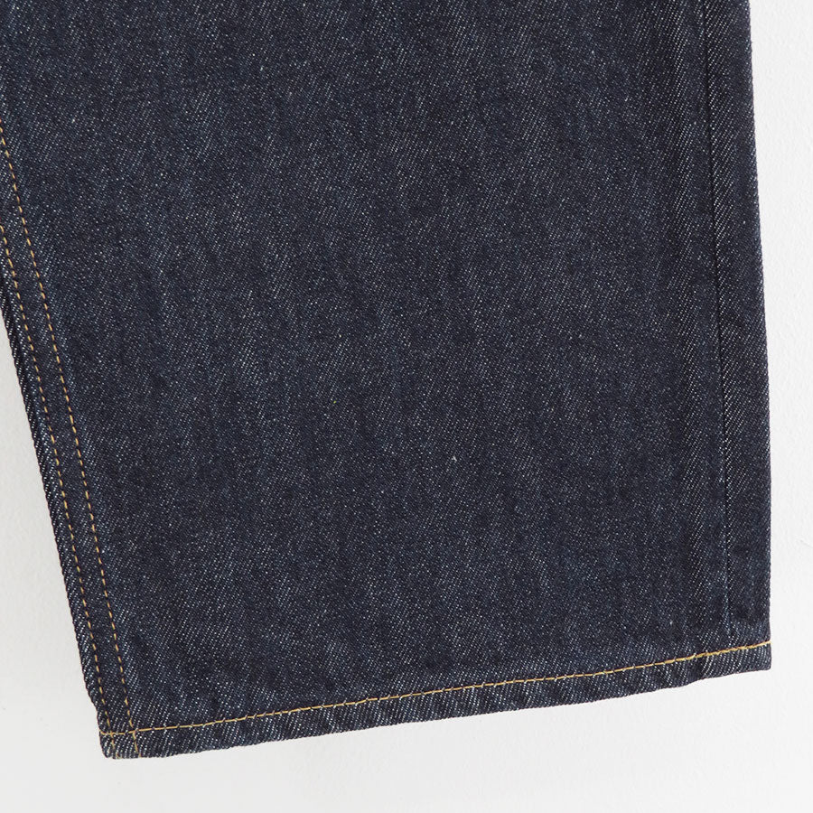 【AURALEE/オーラリー】<br>HARD TWIST DENIM WIDE PANTS <br>A00P03DM