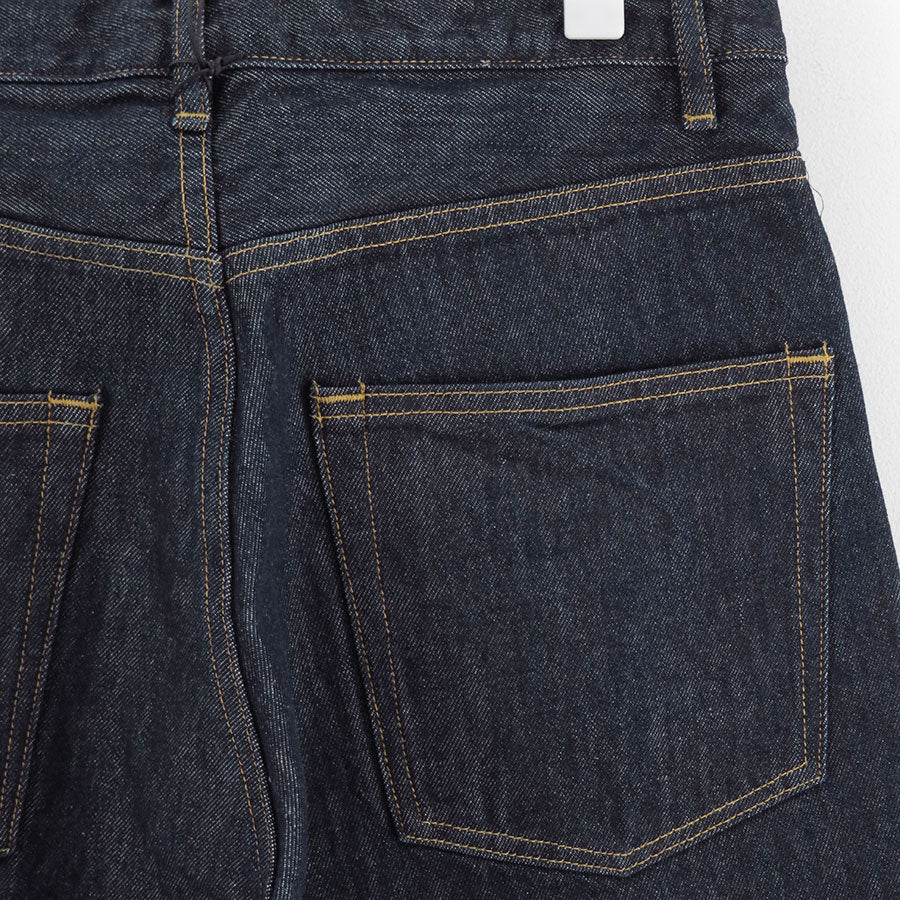【AURALEE/オーラリー】<br>HARD TWIST DENIM WIDE PANTS <br>A00P03DM