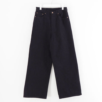 002/BLACK