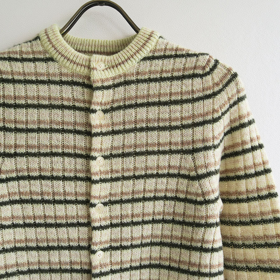 【AURALEE/オーラリー】<br>SHETLAND WOOL CASHMERE RIB KNIT CREW-NECK CARDIGAN <br>A25AC02SB