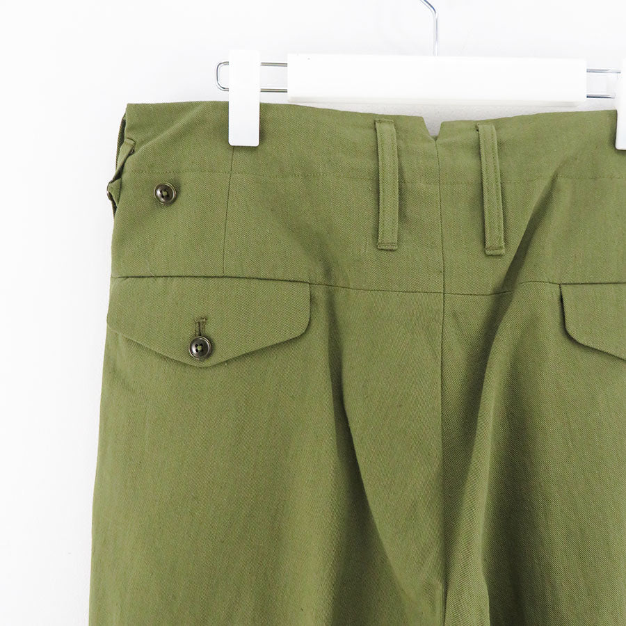 【MAATEE&amp;SONS/마티 앤 샌즈】<br> GURKA TWILL (OX) / MILITARY SLACKS 내 GUN-PAN<br> MT3303-0214A 