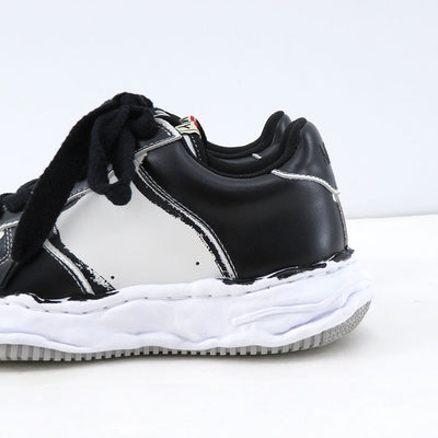 【Maison MIHARA YASUHIRO】<br>"WAYNE" OG Sole Printed Leather Low-top Sneaker (BLK/WHT) <br>A11FW725