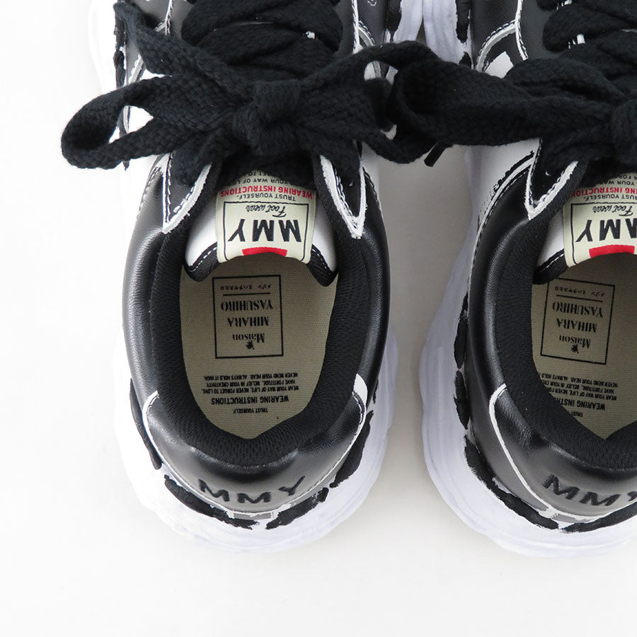 【Maison MIHARA YASUHIRO】<br>"WAYNE" OG Sole Printed Leather Low-top Sneaker (BLK/WHT) <br>A11FW725