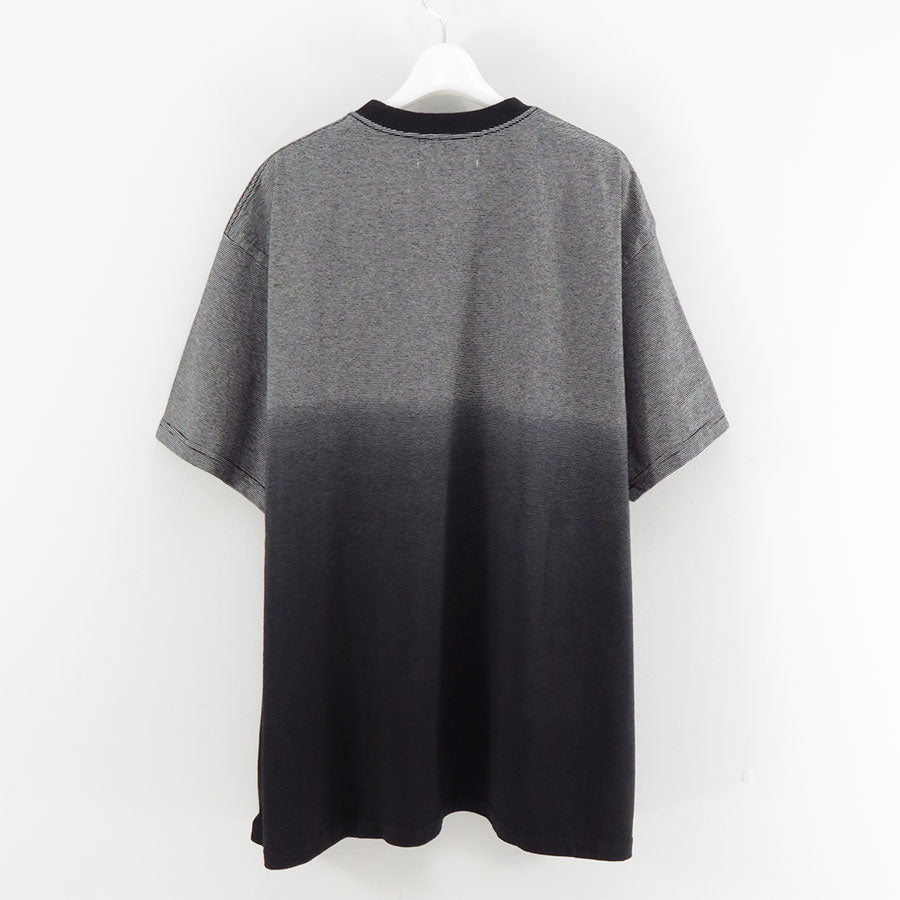 【Graphpaper/グラフペーパー】<br>Gradient Border S/S Tee <br>GU253-70512