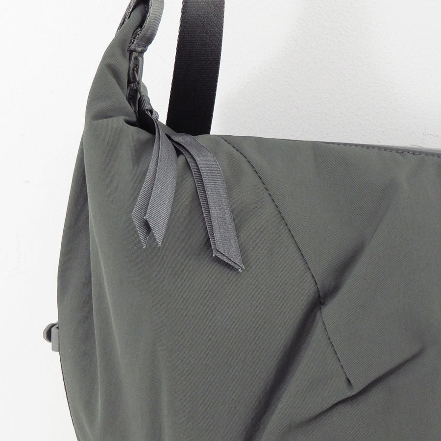 【Graphpaper/グラフペーパー】<br>Blankof for GP Large Crescent Bag <br>GU253-90580
