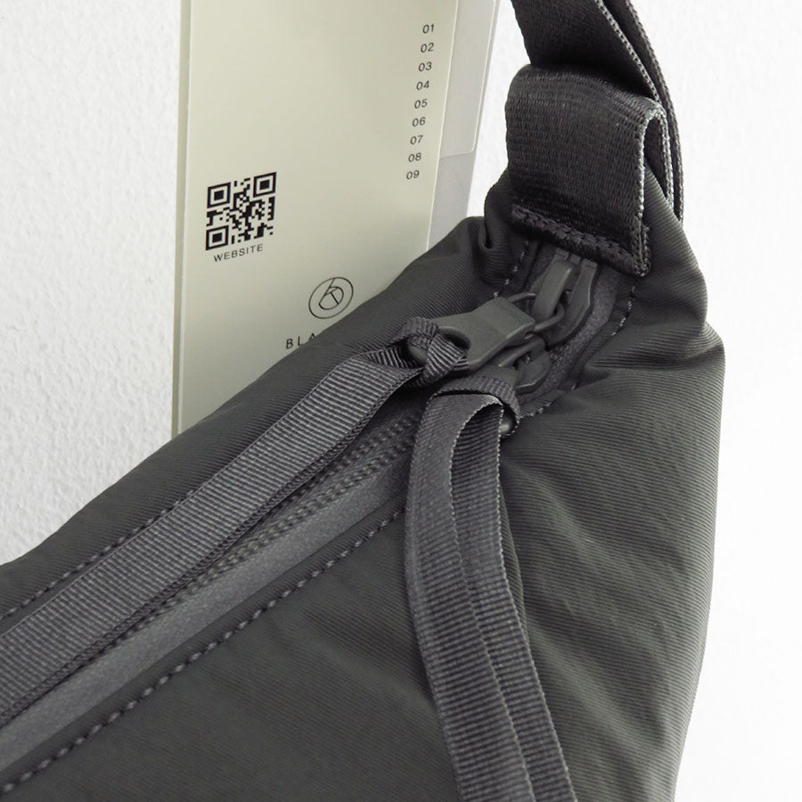 【Graphpaper/グラフペーパー】<br>Blankof for GP Small Crescent Bag <br>GU253-90581