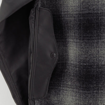 【JUNYA WATANABE MAN】<br>合成皮革×ウールモッサーチェック FILSON Wネームジャケット <br>WP-J020-051