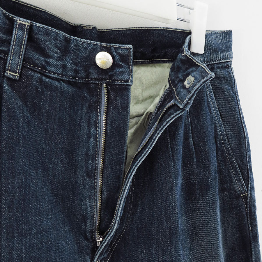 【Graphpaper/グラフペーパー】<br>Selvage Denim Two Tuck Tapered Pants <br>GU251-40187DB