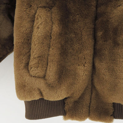 【9/5からポイント10%還元】<br>【AURALEE/オーラリー】<br>STRAIGHT MERINO MOUTON FUR ZIP BLOUSON <br>A25AB01MM