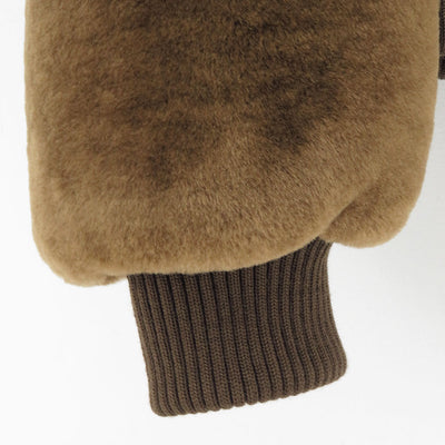 【9/5からポイント10%還元】<br>【AURALEE/オーラリー】<br>STRAIGHT MERINO MOUTON FUR ZIP BLOUSON <br>A25AB01MM