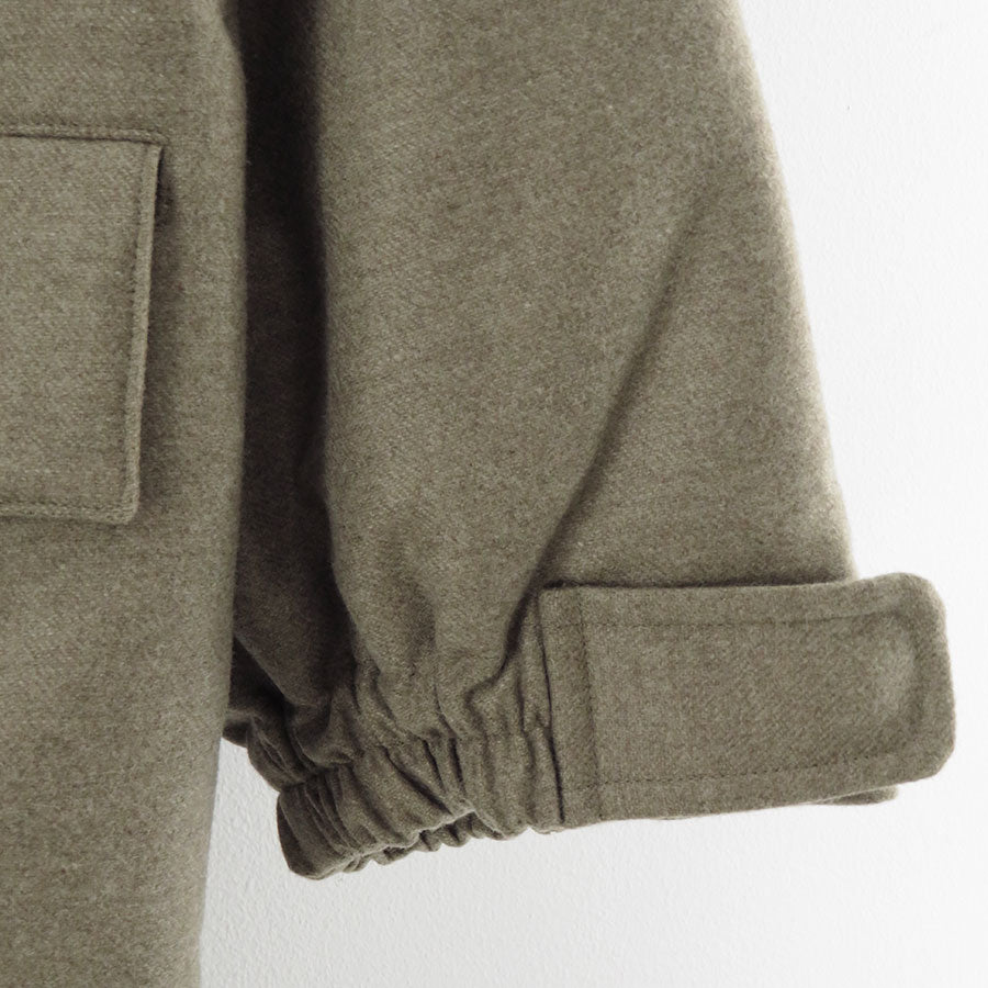 【9/5からポイント10%還元】<br>【AURALEE/オーラリー】<br>WOOL FULLING FLANNEL PADDED OVER BLOUSON <br>A25AB02CF