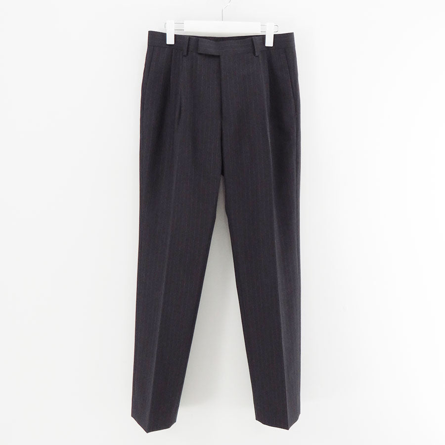 【9/5からポイント10%還元】<br>【AURALEE/オーラリー】<br>BLUEFACED WOOL TWO-TUCK SLACKS <br>A25AP02BS