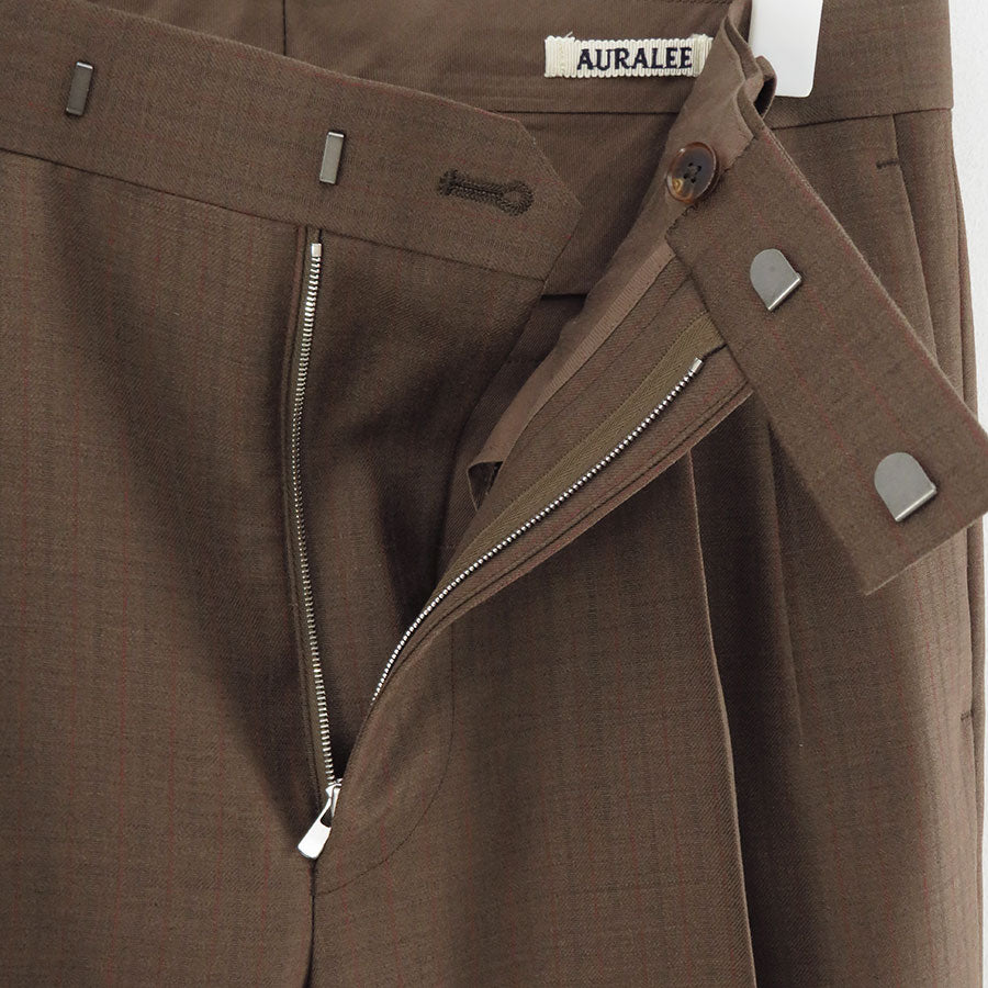 【9/5からポイント10%還元】<br>【AURALEE/オーラリー】<br>BLUEFACED WOOL TWO-TUCK SLACKS <br>A25AP02BS