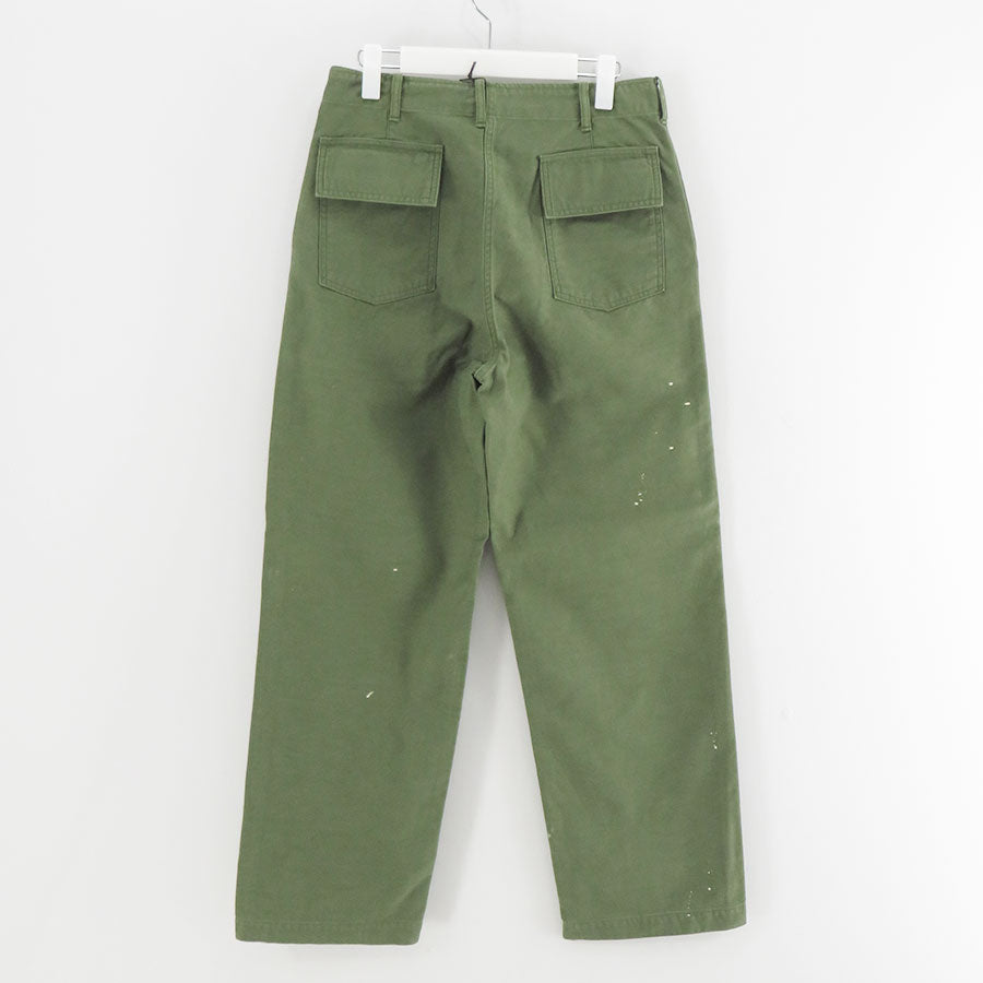 【9/5からポイント10%還元】<br>【AURALEE/オーラリー】<br>WASHED BAGGY SATIN BLEACHED BAKER PANTS <br>A25AP01BP