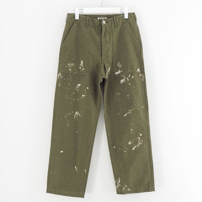 【9/5からポイント10%還元】<br>【AURALEE/オーラリー】<br>WASHED BAGGY SATIN BLEACHED BAKER PANTS <br>A25AP01BP