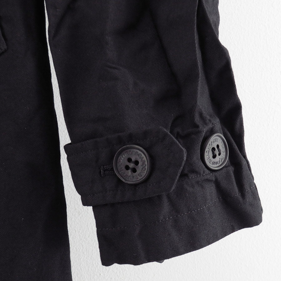 【COMME des GARCONS HOMME】<br>エステルツイル製品染ステンカラーコート <br>HP-C002-051