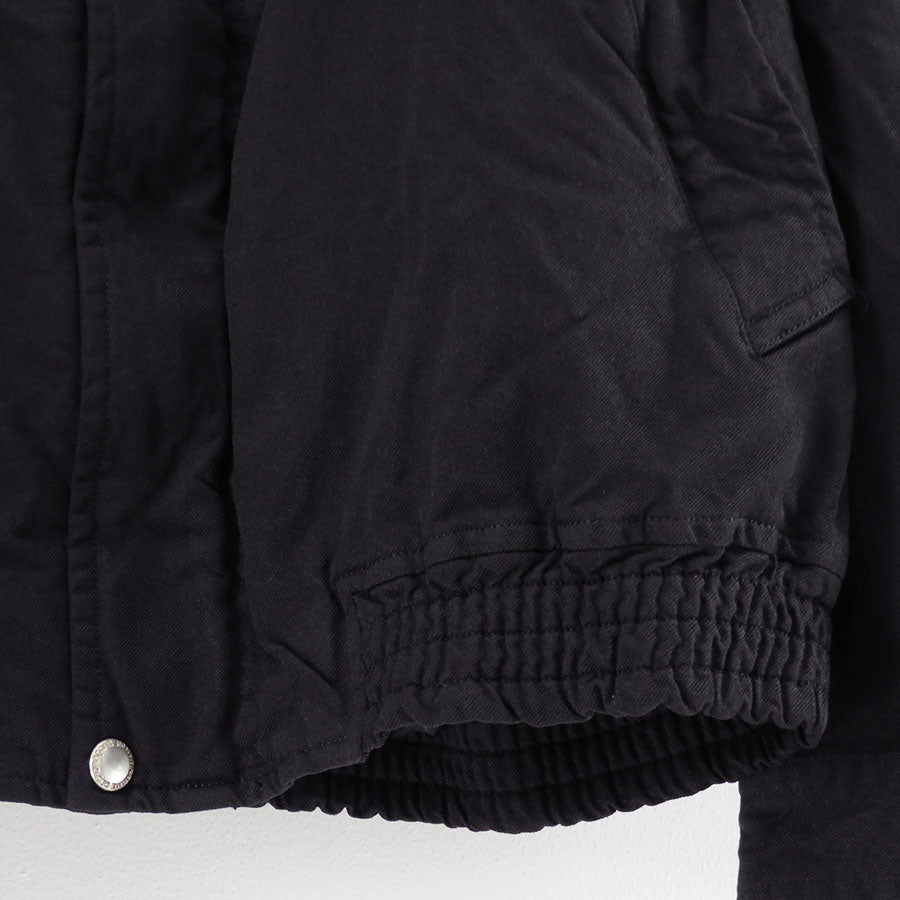 【COMME des GARCONS HOMME】<br>エステルサージ製品染ショートブルゾン <br>HP-J013-051