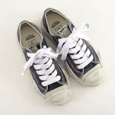 【Maison MIHARA YASUHIRO】<br>"HANK" OG Sole Bleach-Wash Denim Canvas Low-top Sneaker (BLACK) <br>A15FW731