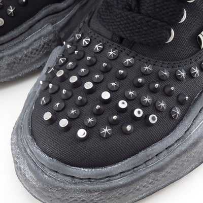 【Maison MIHARA YASUHIRO】<br>"BAKER" OG Sole Studded Canvas Low-top Sneaker (BLK/BLK) <br>A01FW702