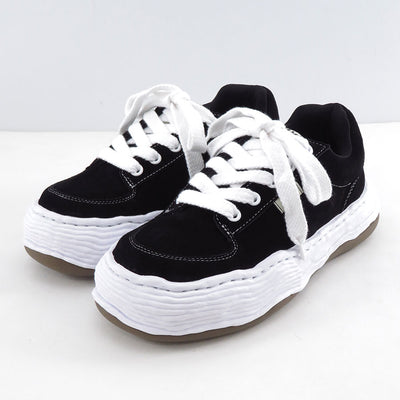 【Maison MIHARA YASUHIRO】<br>"OLIVER" OG Sole Suede Low-top Sneaker (BLACK) <br>A15FW702