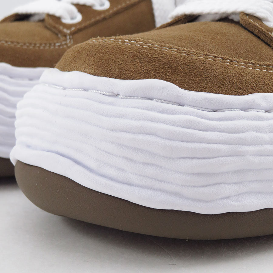 【Maison MIHARA YASUHIRO】<br>"OLIVER" OG Sole Suede Low-top Sneaker (BROWN) <br>A15FW702