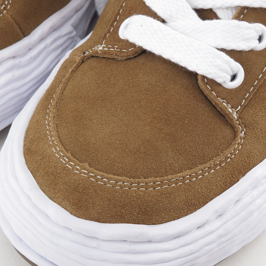 【Maison MIHARA YASUHIRO】<br>"OLIVER" OG Sole Suede Low-top Sneaker (BROWN) <br>A15FW702