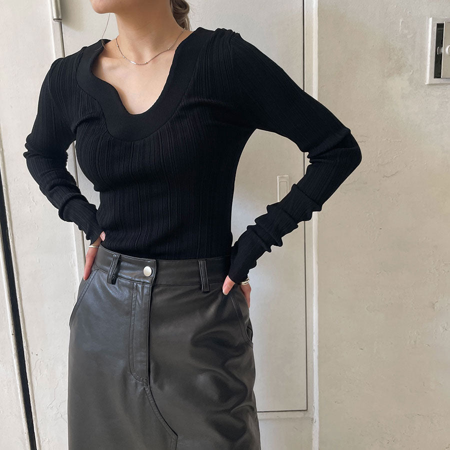 【KANAKO SAKAI/カナコサカイ】<br>RIBBED-KNIT TOP <br>KS2302082