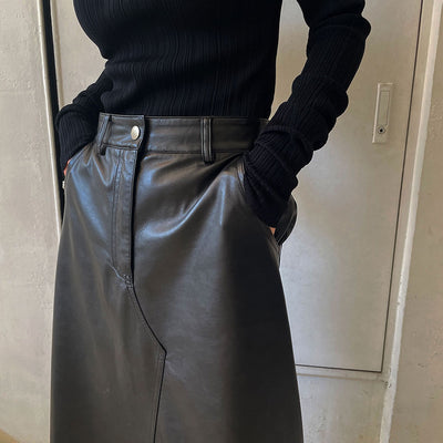 【KANAKO SAKAI/カナコサカイ】<br>RIBBED-KNIT TOP <br>KS2302082