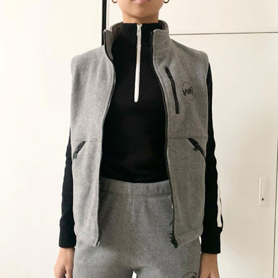 【HOLIDAY/ホリディ】CLASSIC FLEECE VEST <br>23202135
