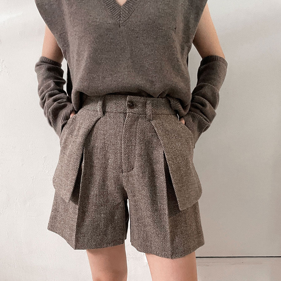 SALE 30%OFF ! <br/>【RYU KAGA/リュウ カガ】<br>Herringbone shorts <br>84RP02D