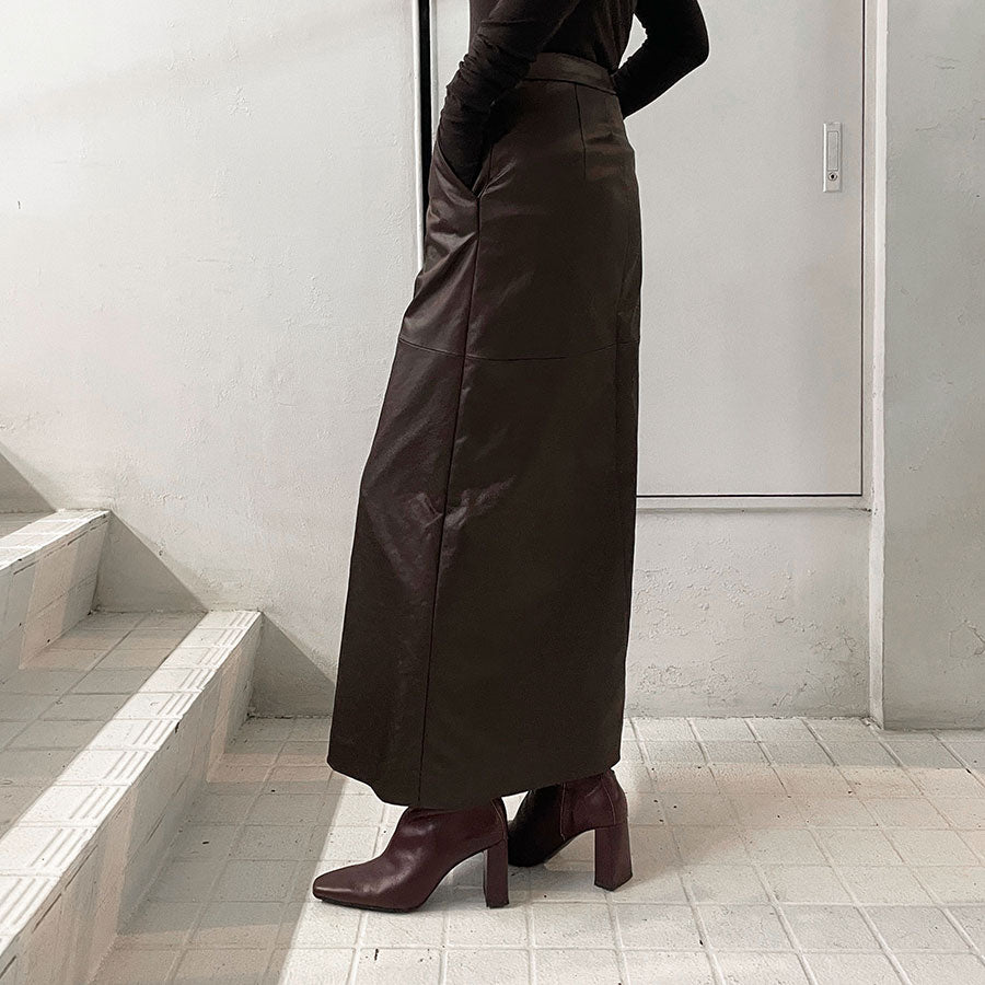 【IIROT/イロット】<br>Leather touch Skirt <br>027-024-WS18