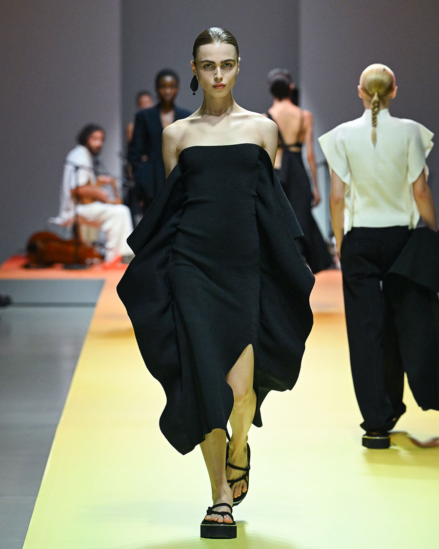 CFCL WOMEN 2025SS LOOK BOOK / 2025春夏ルックブック – ONENESS