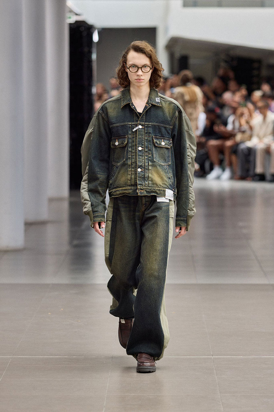 mihara yasuhiroミハラヤスヒロ2021SS バレンシアガシルエット mihara yasuhiroミハラヤスヒロ2021SS バレンシアガシルエット 【公式