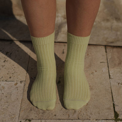 【Baserange/ベースレンジ】<br>RIB OVERANKLE SOCKS <br>SORO-CR-WI25