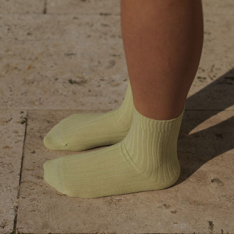 【Baserange/ベースレンジ】<br>RIB OVERANKLE SOCKS <br>SORO-CR-WI25