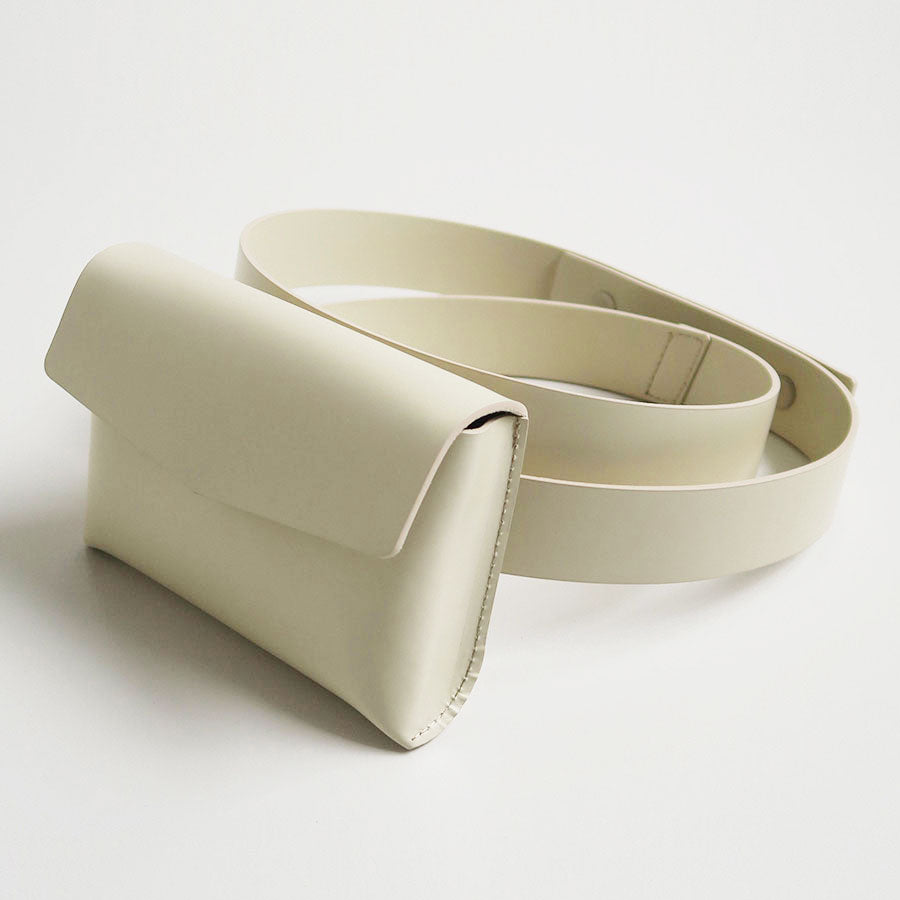 【IIROT/이롯트】<br> Double belt waist bag<br> 023-022-B10 