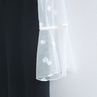 【GREED/그리드】<br> Small Flower embroidery Dress<br> 6075400041 