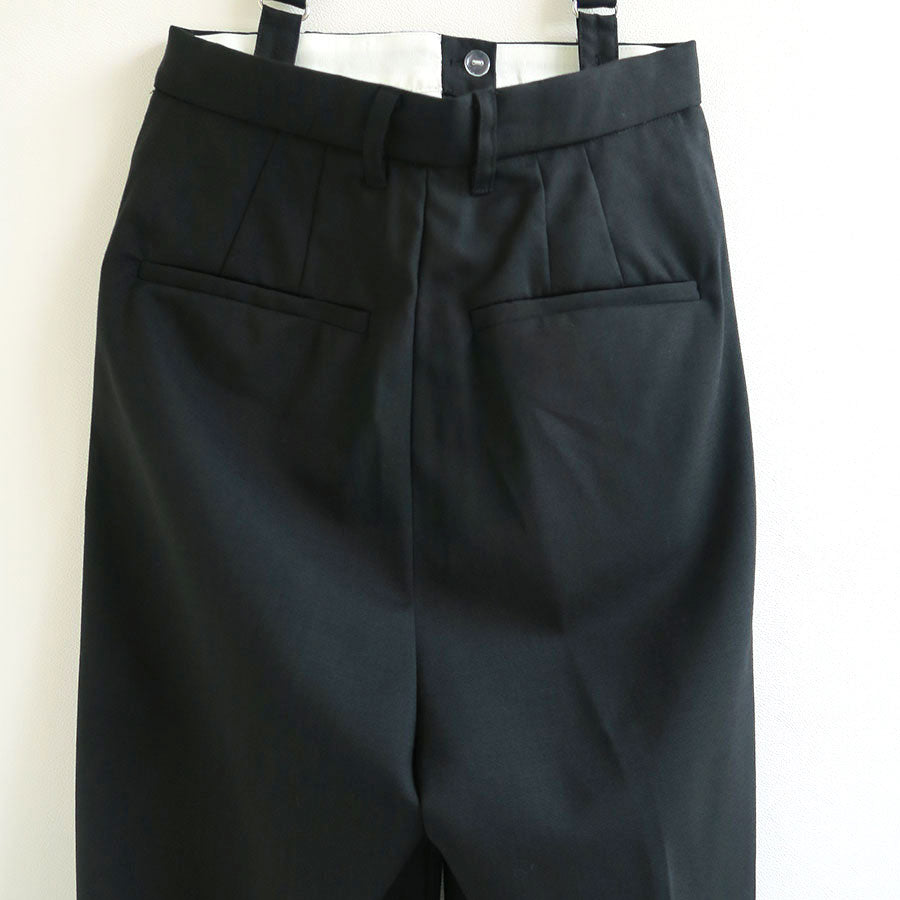 IIROT/イロット】Suspender Tuck pants 019-022-WP43の通販 「ONENESS