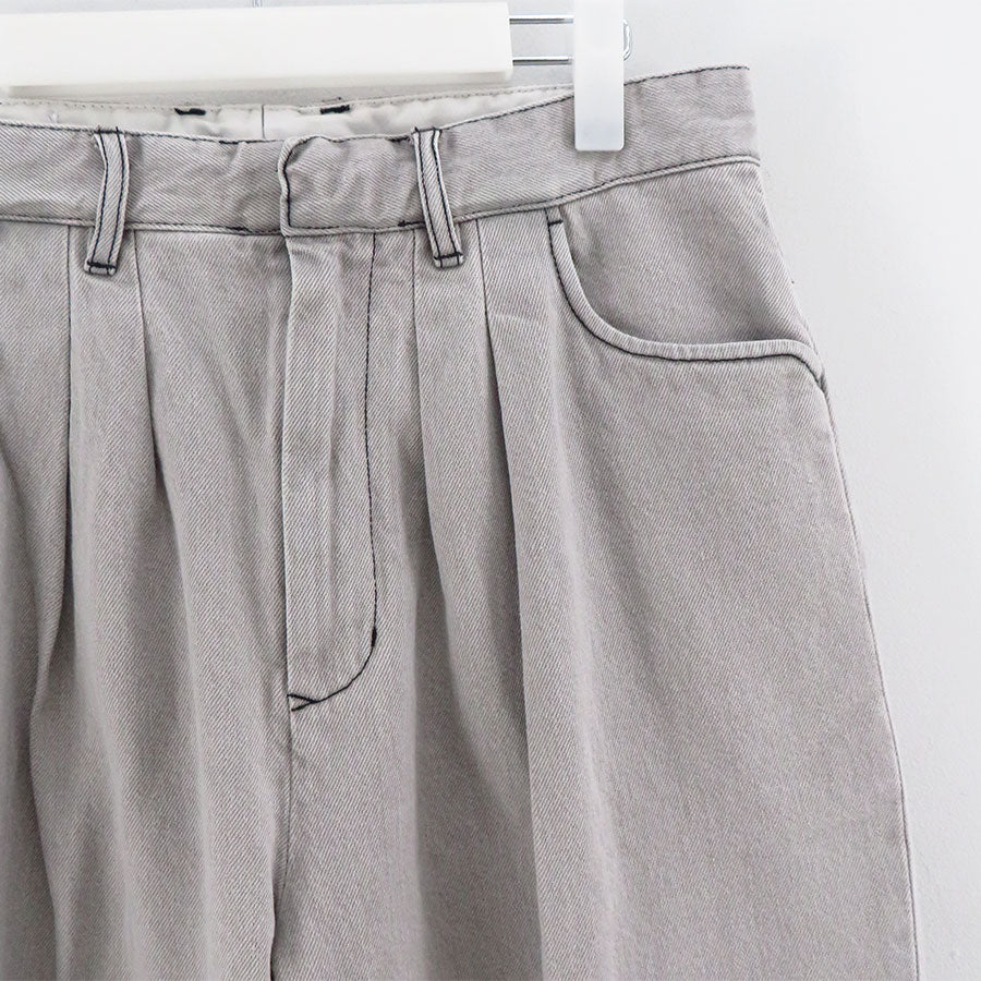 SALE 40%OFF ! <br/>【FARAH/ファーラー】<br>Two-tuck Wide Tapered Pants <br>FR0301-M4005