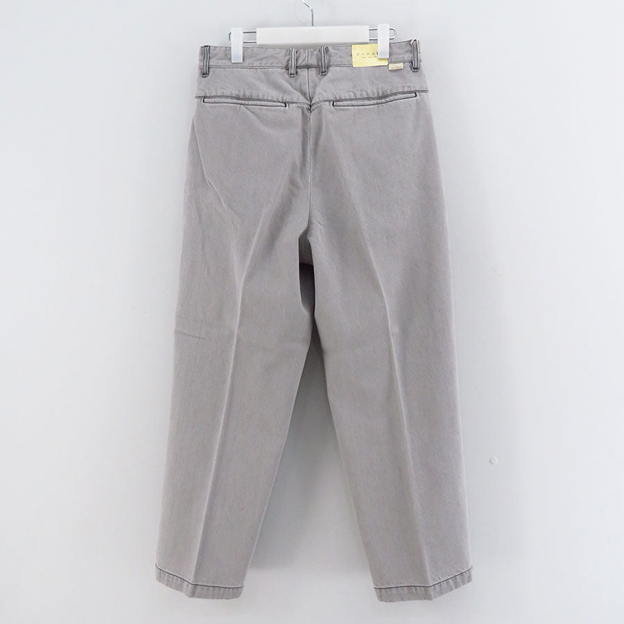 FARAH（ファーラー）Two-tuck Wide Tapard Pants+betonsst24.ru