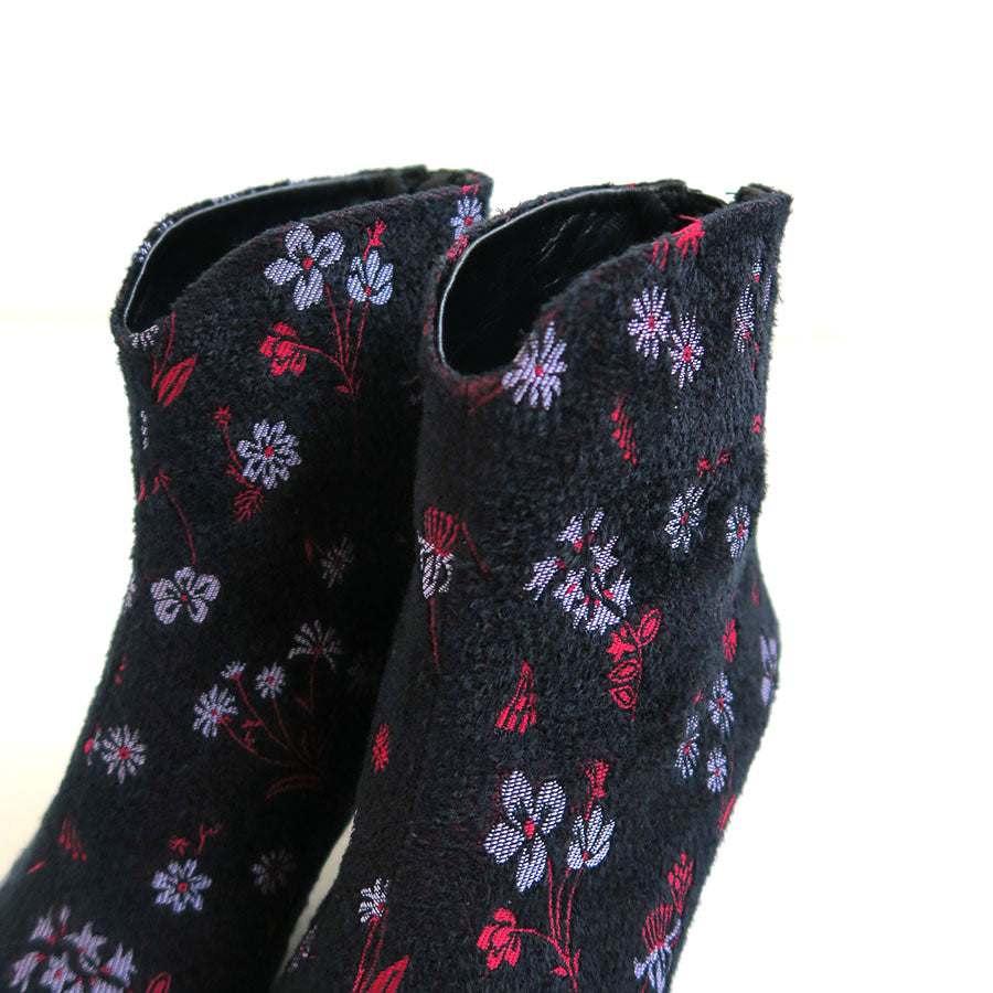 Mame Kurogouchi/マメ】Floral Jacquard Boots MM22PF-AC302の Mame Kurogouchi/マメ】Floral Jacquard Boots MM22PF-AC302の
