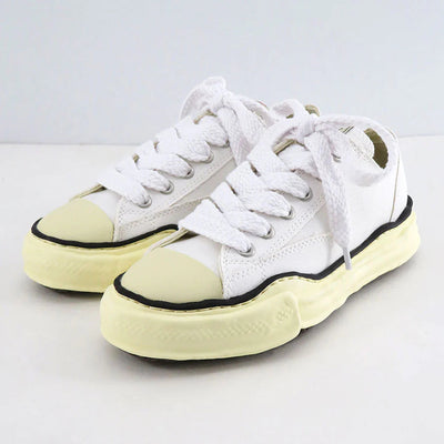 【Maison MIHARA YASUHIRO】<br>"PETERSON" Original Vintage color Sole Canvas Low-top Sneaker (WHITE) <br>A09FW733