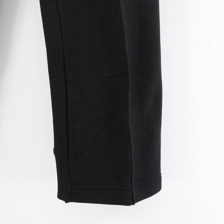 MATSUFUJI/マツフジ】Slim Straight Sweat Pant M223-0603の通販