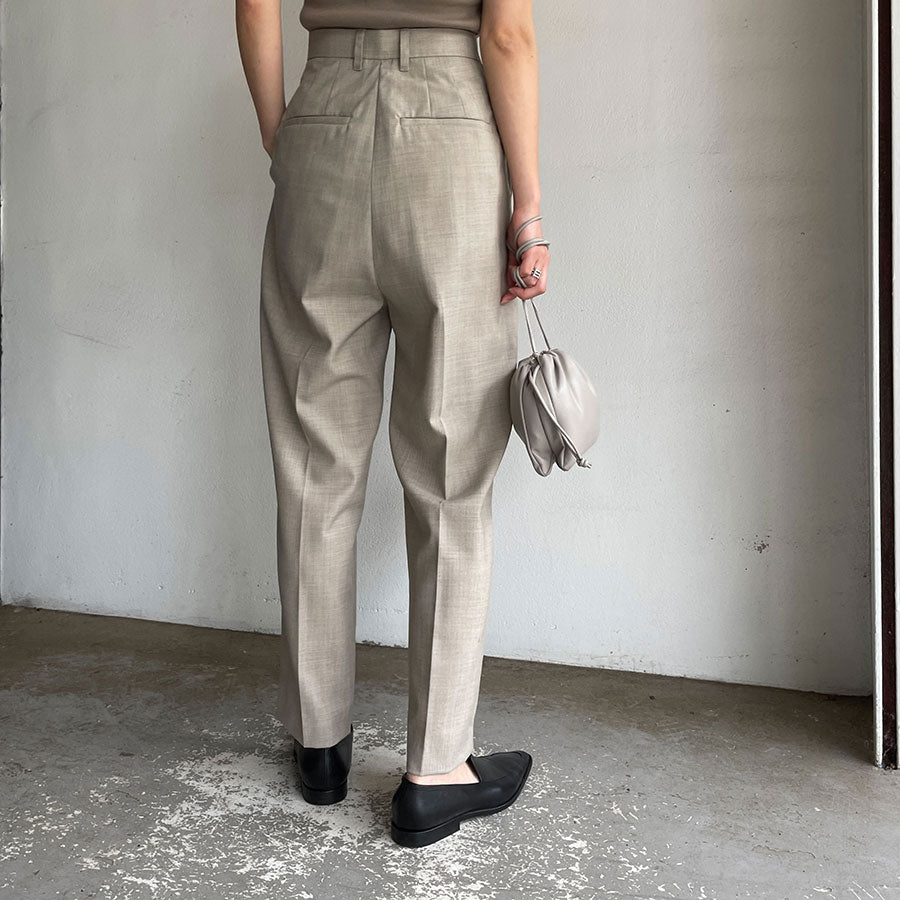 期間限定お買い得商品 |  通販 IIROT/イロット】Suspender Tuck pants 019-022-WP43の通販 パンツ